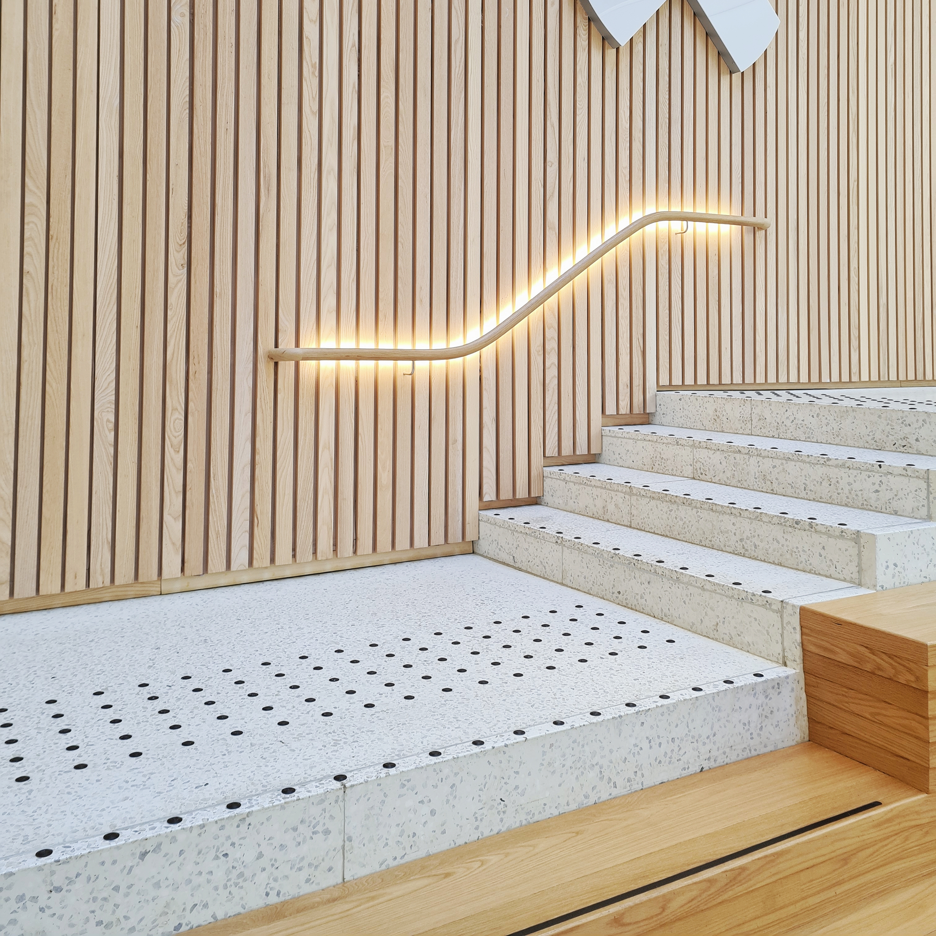 Comment fonctionnent les indicateurs tactiles pour les malvoyants