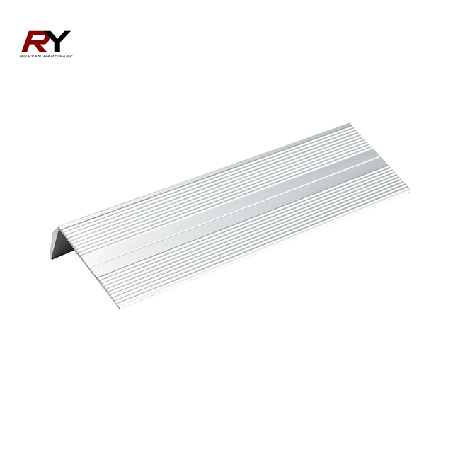 Profils de nez de marche : un incontournable pour des escaliers sûrs et élégants